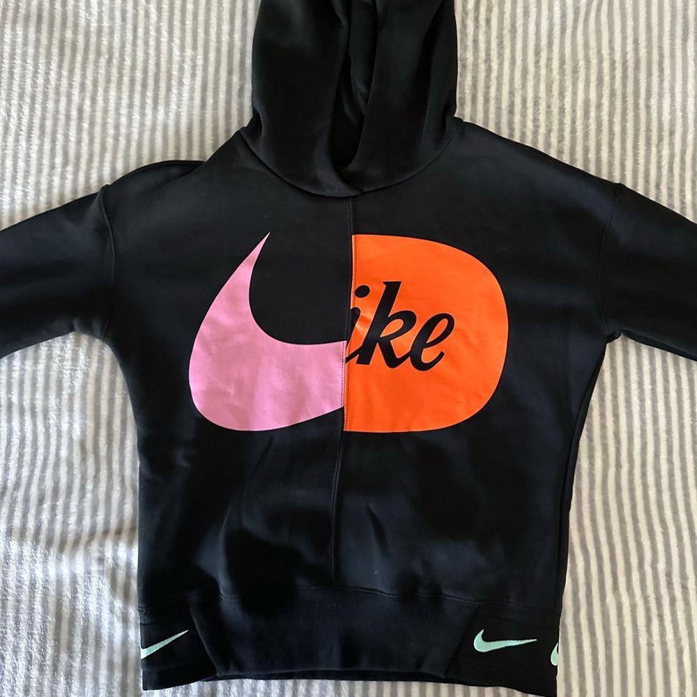 Kids Large Nike hoodie